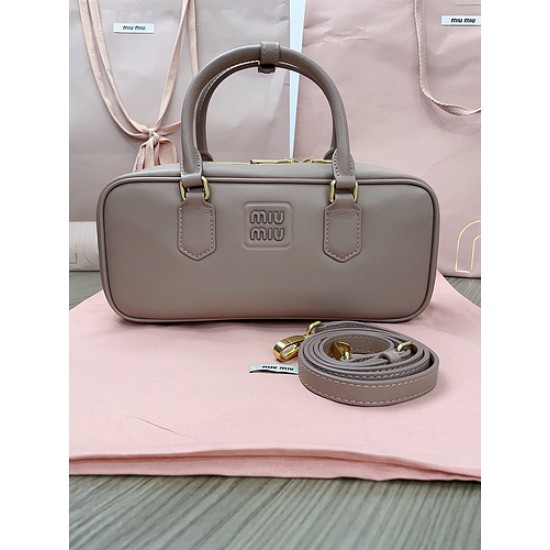 MiuMiu D886980 MiuMiu D886980