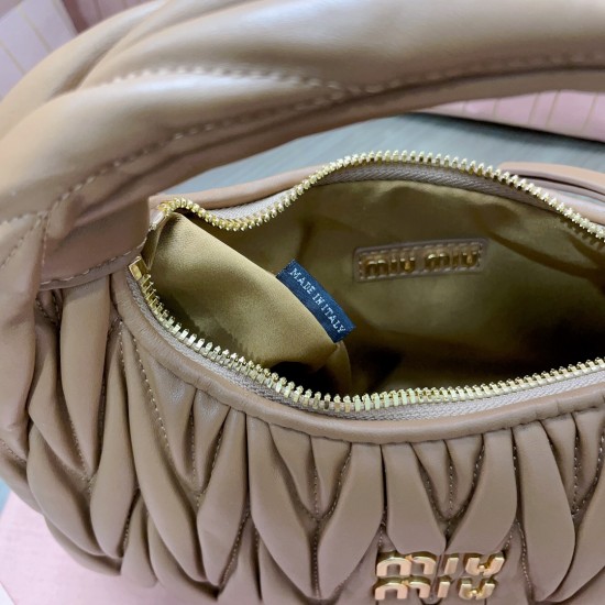 MiuMiu D886950 MiuMiu D886950