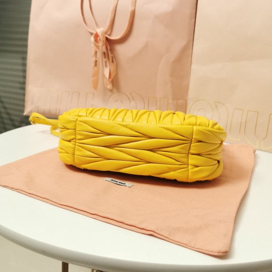 MiuMiu D886950 MiuMiu D886950
