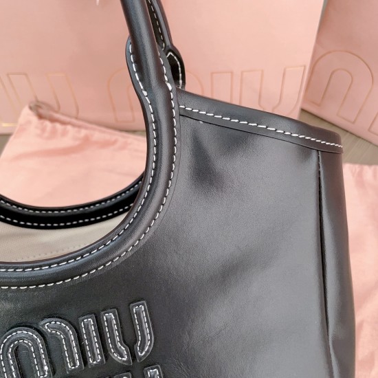 MiuMiu D886900 MiuMiu D886900