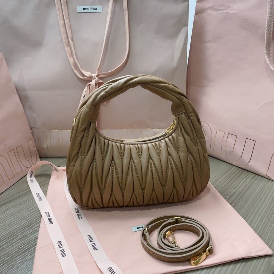 MiuMiu D886950 MiuMiu D886950