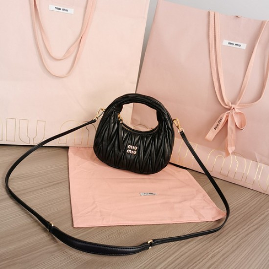 MiuMiu D886850 MiuMiu D886850