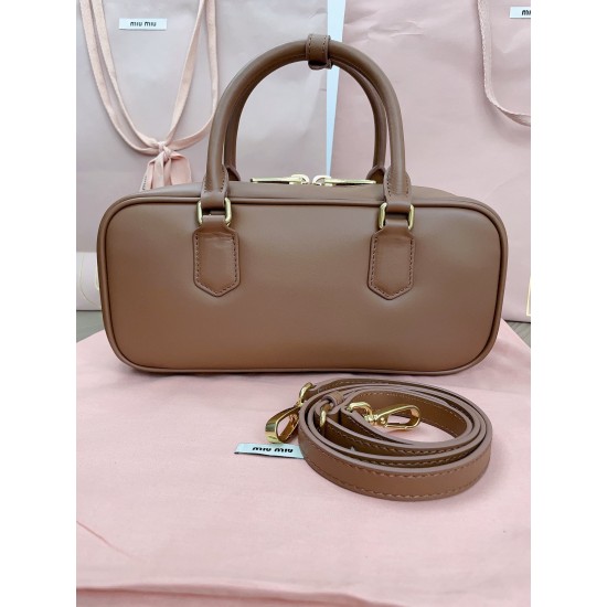 MiuMiu D886980 MiuMiu D886980