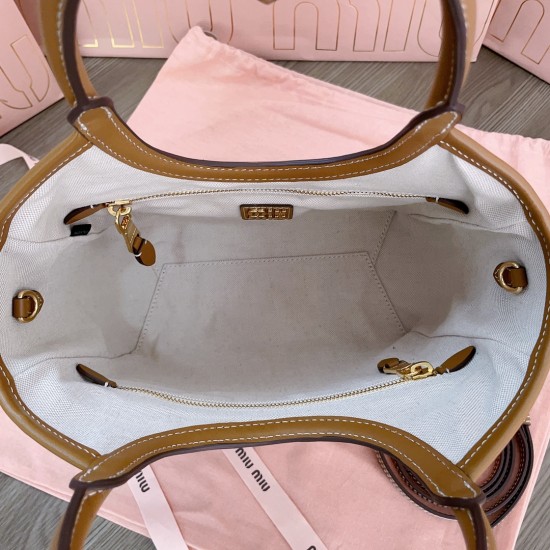 MiuMiu D886900 MiuMiu D886900