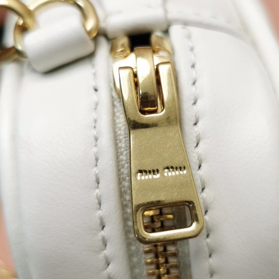 MiuMiu D886900 MiuMiu D886900
