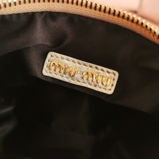 MiuMiu D886950 MiuMiu D886950