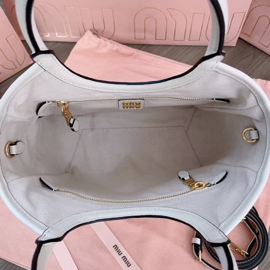 MiuMiu D886900 MiuMiu D886900