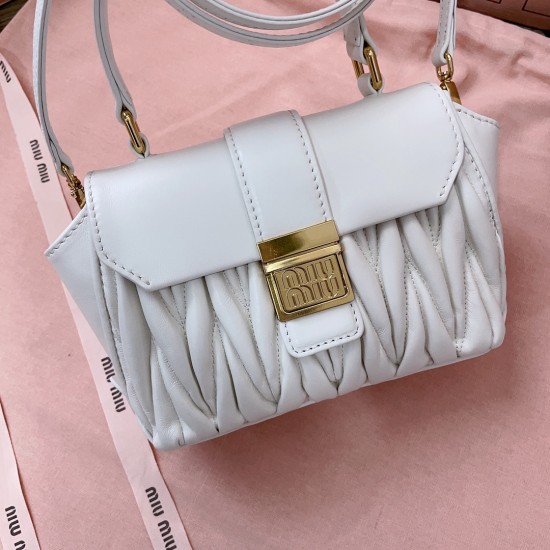 MiuMiu D886920 MiuMiu D886920