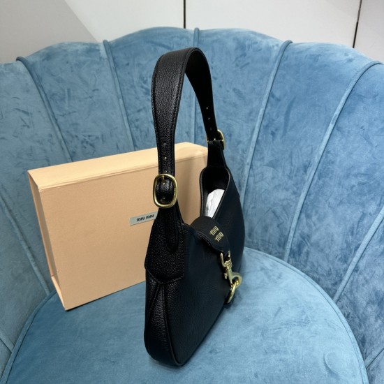 MiuMiu D886900 MiuMiu D886900
