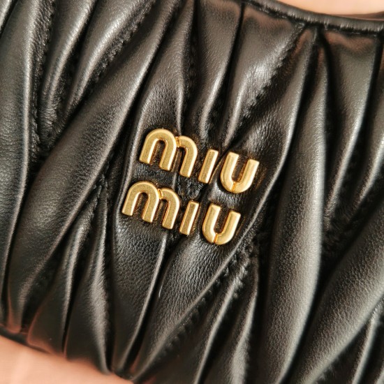 MiuMiu D886850 MiuMiu D886850