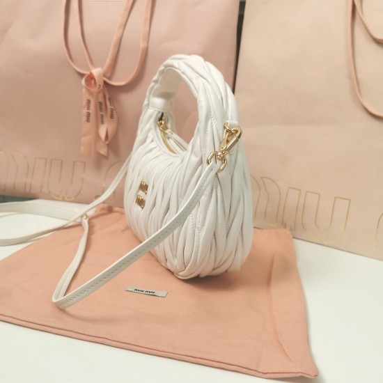 MiuMiu D886950 MiuMiu D886950