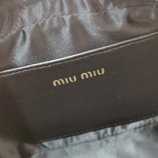 MiuMiu D886900 MiuMiu D886900