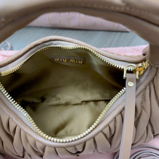 MiuMiu D886950 MiuMiu D886950