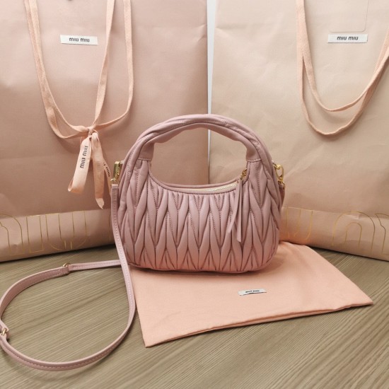 MiuMiu D886950 MiuMiu D886950