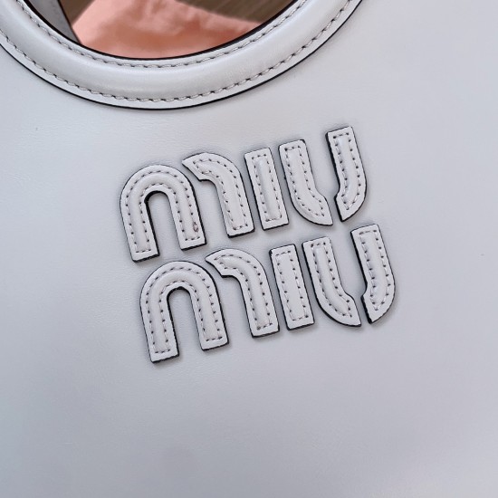 MiuMiu D886900 MiuMiu D886900