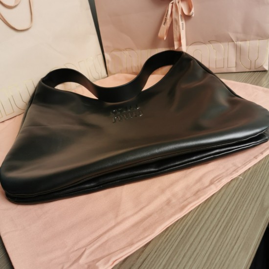 MiuMiu D886880 MiuMiu D886880