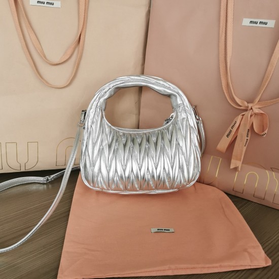 MiuMiu D886950 MiuMiu D886950