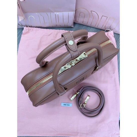 MiuMiu D886980 MiuMiu D886980