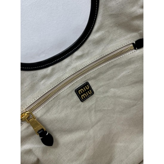 MiuMiu D886850 MiuMiu D886850
