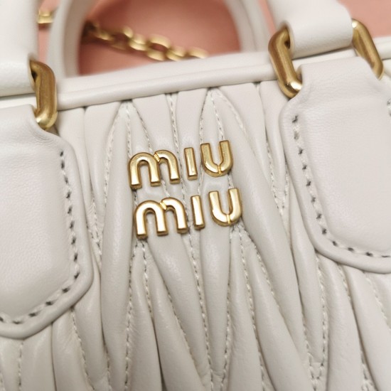 MiuMiu D886900 MiuMiu D886900