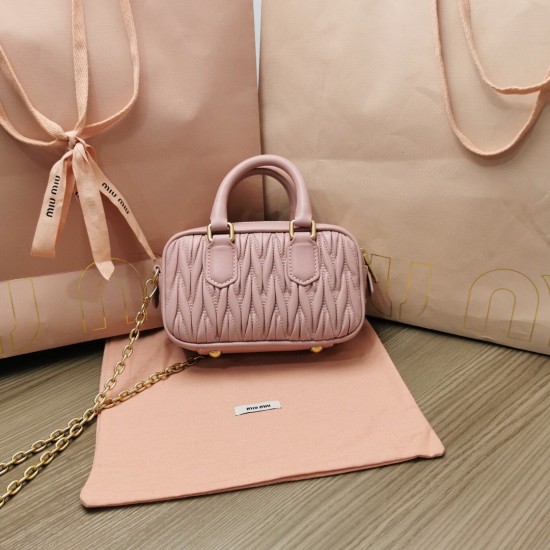MiuMiu D886900 MiuMiu D886900