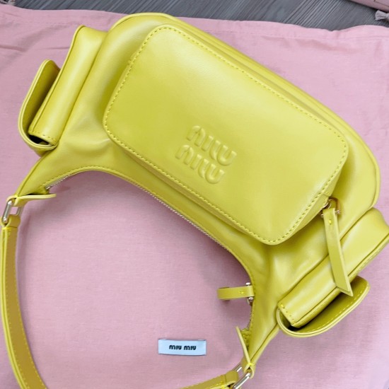 MiuMiu D886950 MiuMiu D886950