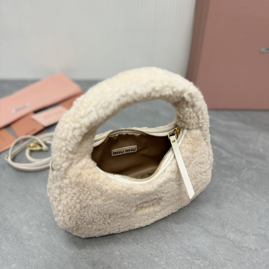 MiuMiu D886900 MiuMiu D886900