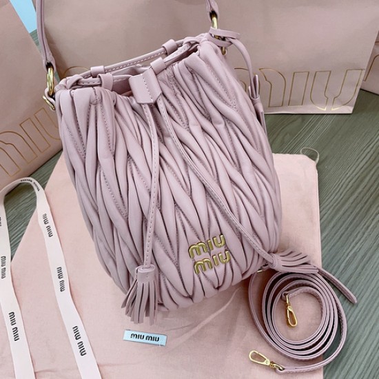 MiuMiu D886930 MiuMiu D886930