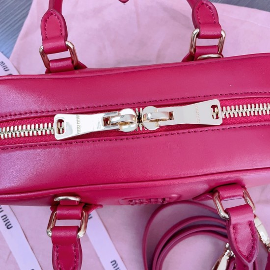 MiuMiu D886930 MiuMiu D886930
