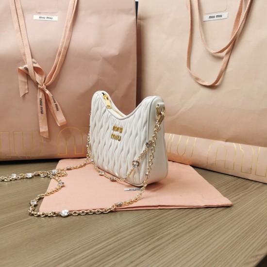 MiuMiu D886980 MiuMiu D886980