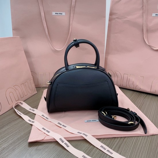 MiuMiu D886890 MiuMiu D886890