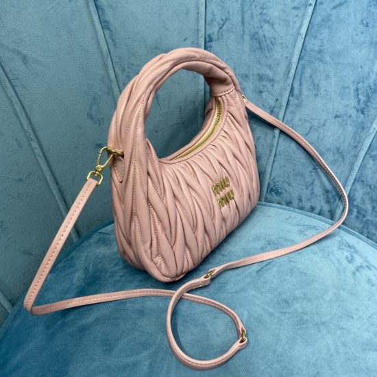 MiuMiu D886980 MiuMiu D886980