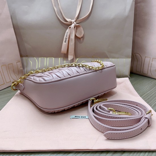 MiuMiu D886980 MiuMiu D886980
