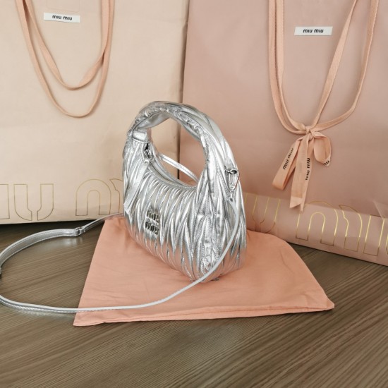 MiuMiu D886950 MiuMiu D886950