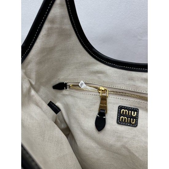MiuMiu D886850 MiuMiu D886850