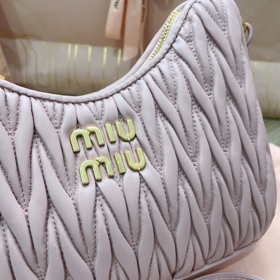 MiuMiu D886980 MiuMiu D886980