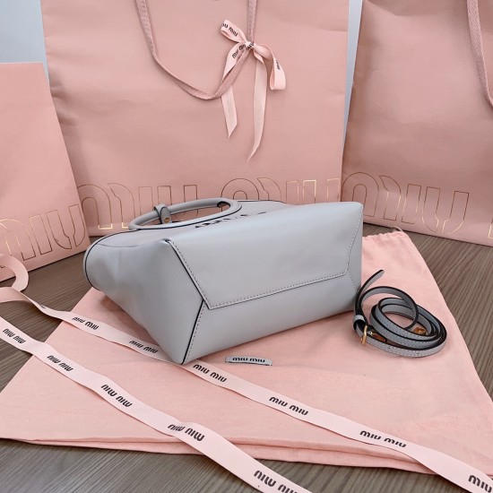 MiuMiu D886900 MiuMiu D886900