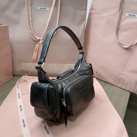 MiuMiu D886950 MiuMiu D886950