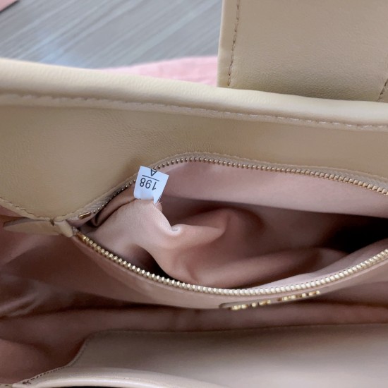 MiuMiu D886980 MiuMiu D886980