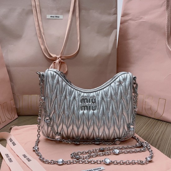 MiuMiu D886980 MiuMiu D886980