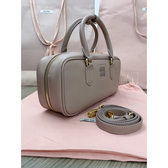 MiuMiu D886980 MiuMiu D886980