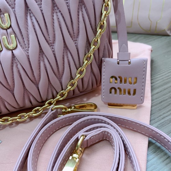 MiuMiu D886980 MiuMiu D886980