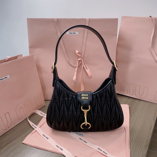 MiuMiu D886980 MiuMiu D886980