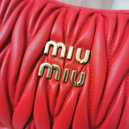MiuMiu D886930 MiuMiu D886930