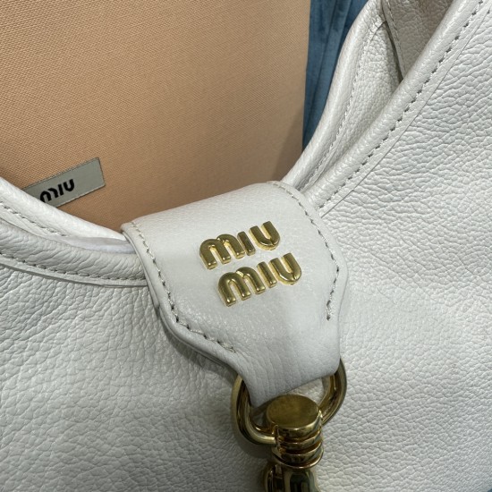 MiuMiu D886900 MiuMiu D886900
