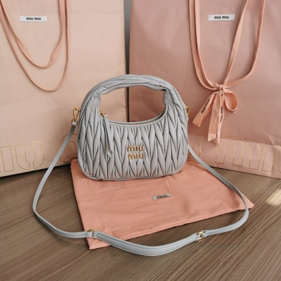 MiuMiu D886950 MiuMiu D886950