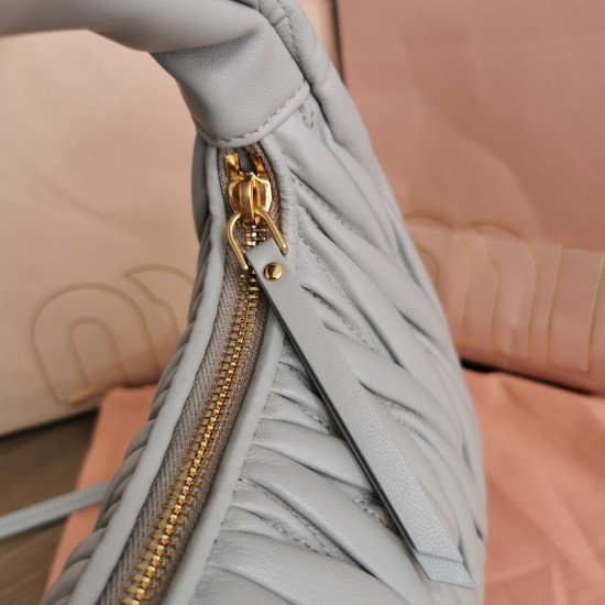 MiuMiu D886950 MiuMiu D886950