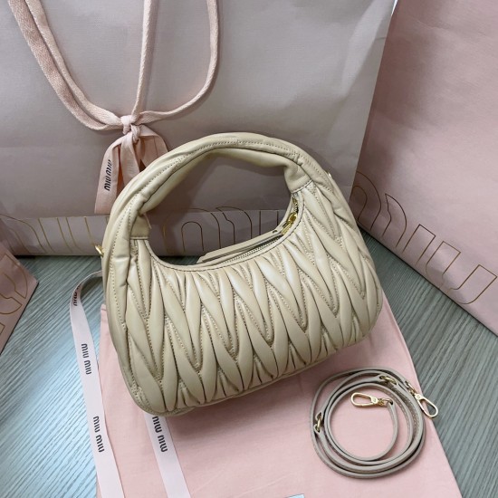 MiuMiu D886950 MiuMiu D886950