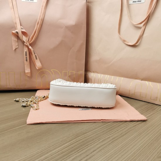 MiuMiu D886980 MiuMiu D886980