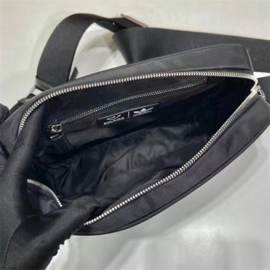 PD P*ADA x Adidas Shoulder Bag Top Version PD P*ADA x Adidas Shoulder Bag Top Version